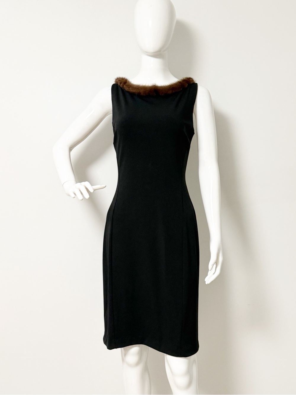 Cache Black Sheath Dress with Brown Fur Trim